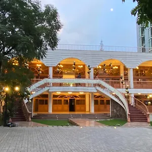 4* Hotel De Leopol